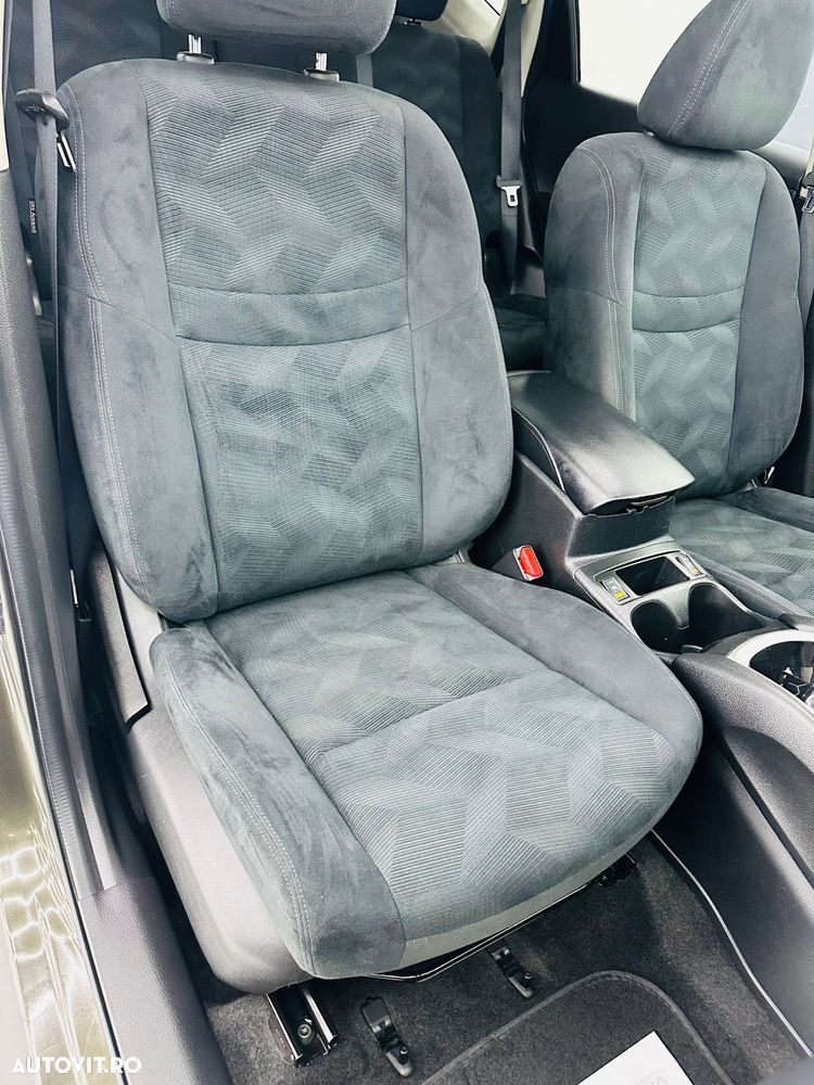 Nissan X-Trail 1.6 dCi Xtronic N-Connecta - 19