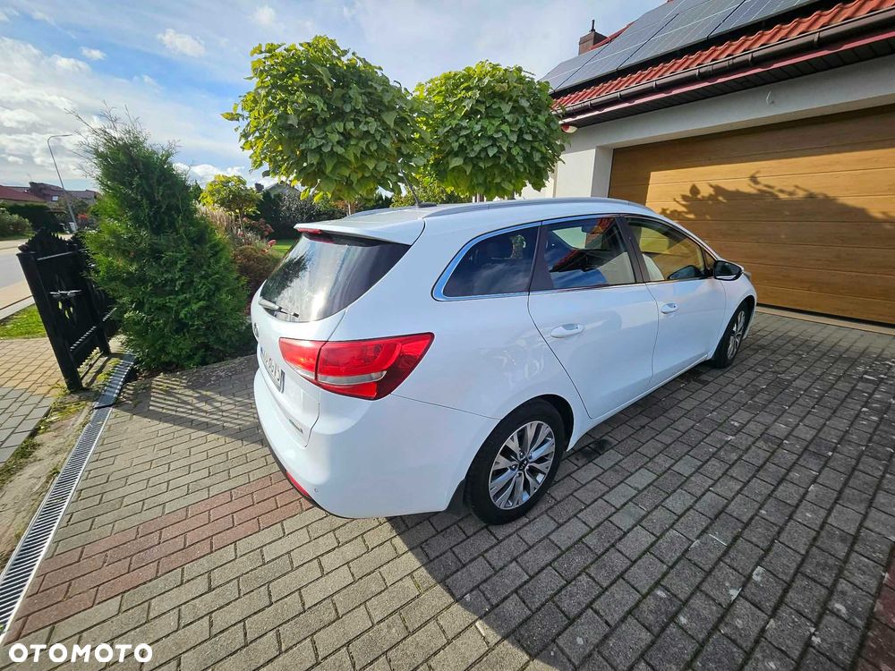 Kia Ceed - 5