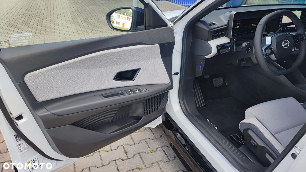 Nissan Micra 52kWh Evolve Plus - 13