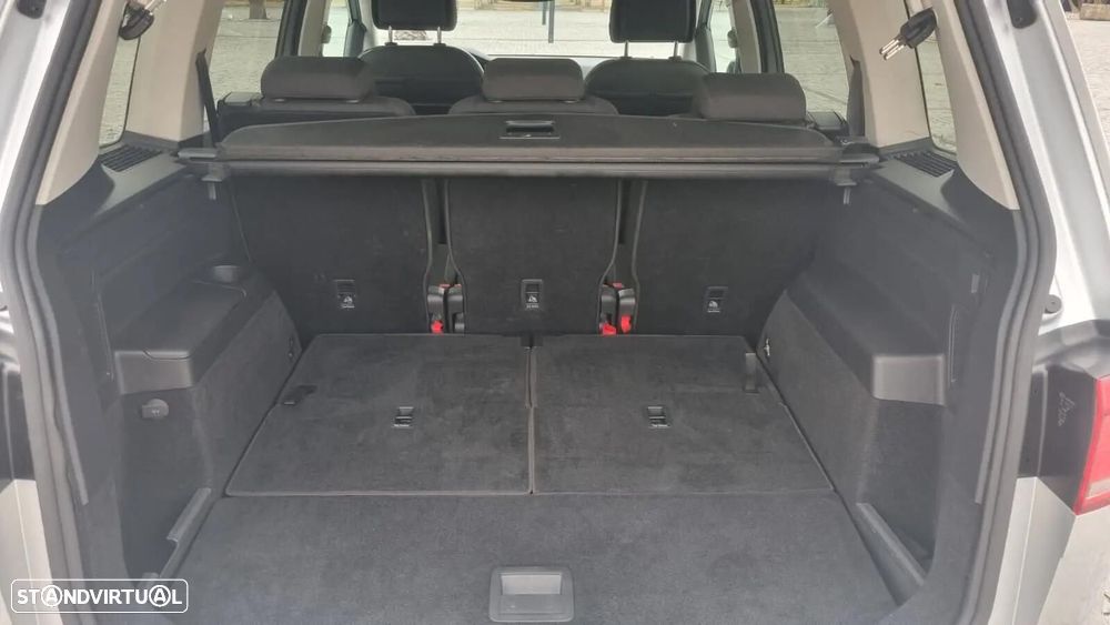 VW Touran 1.5 TSI Confortline - 24