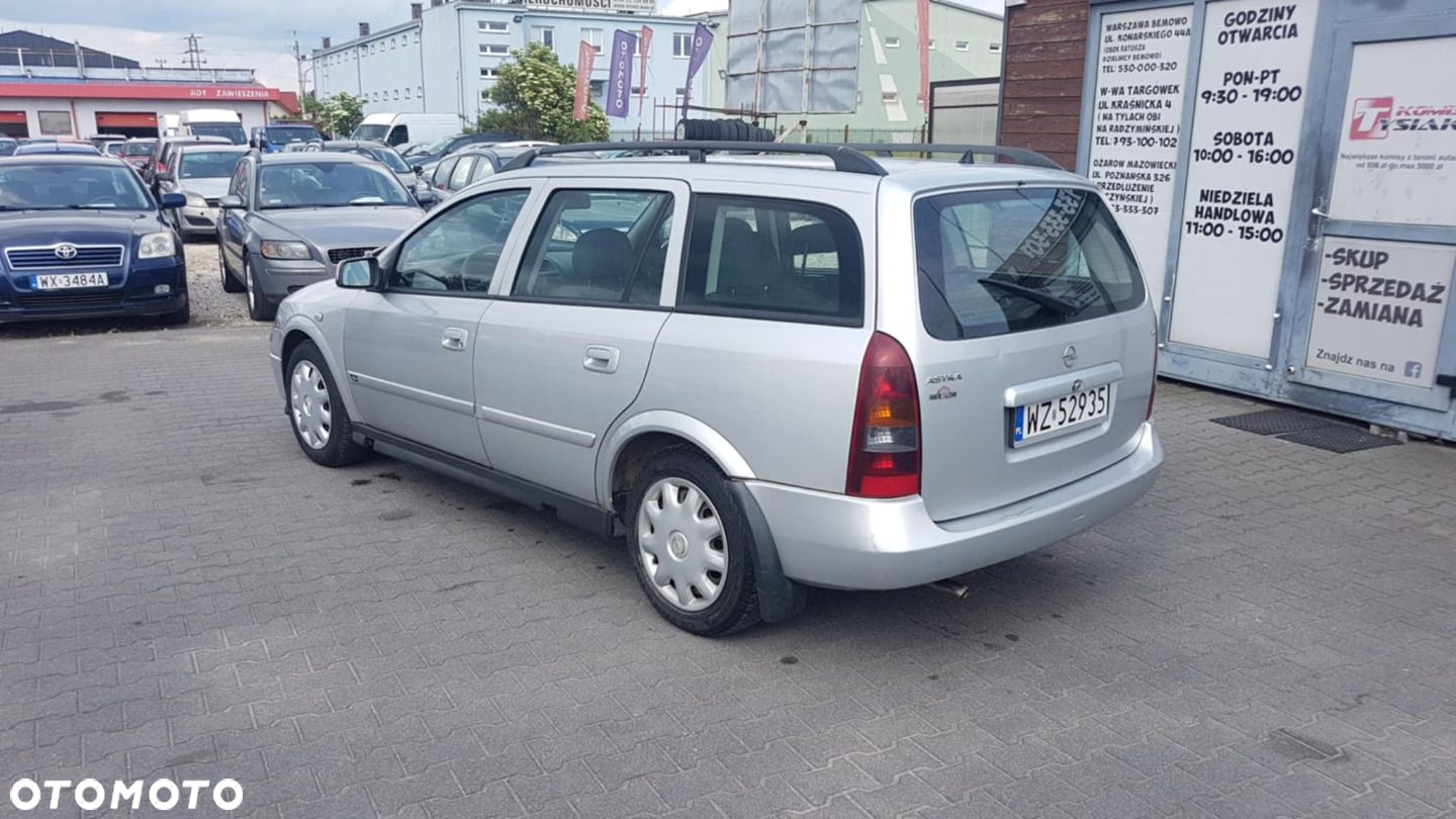 Opel Astra - 2