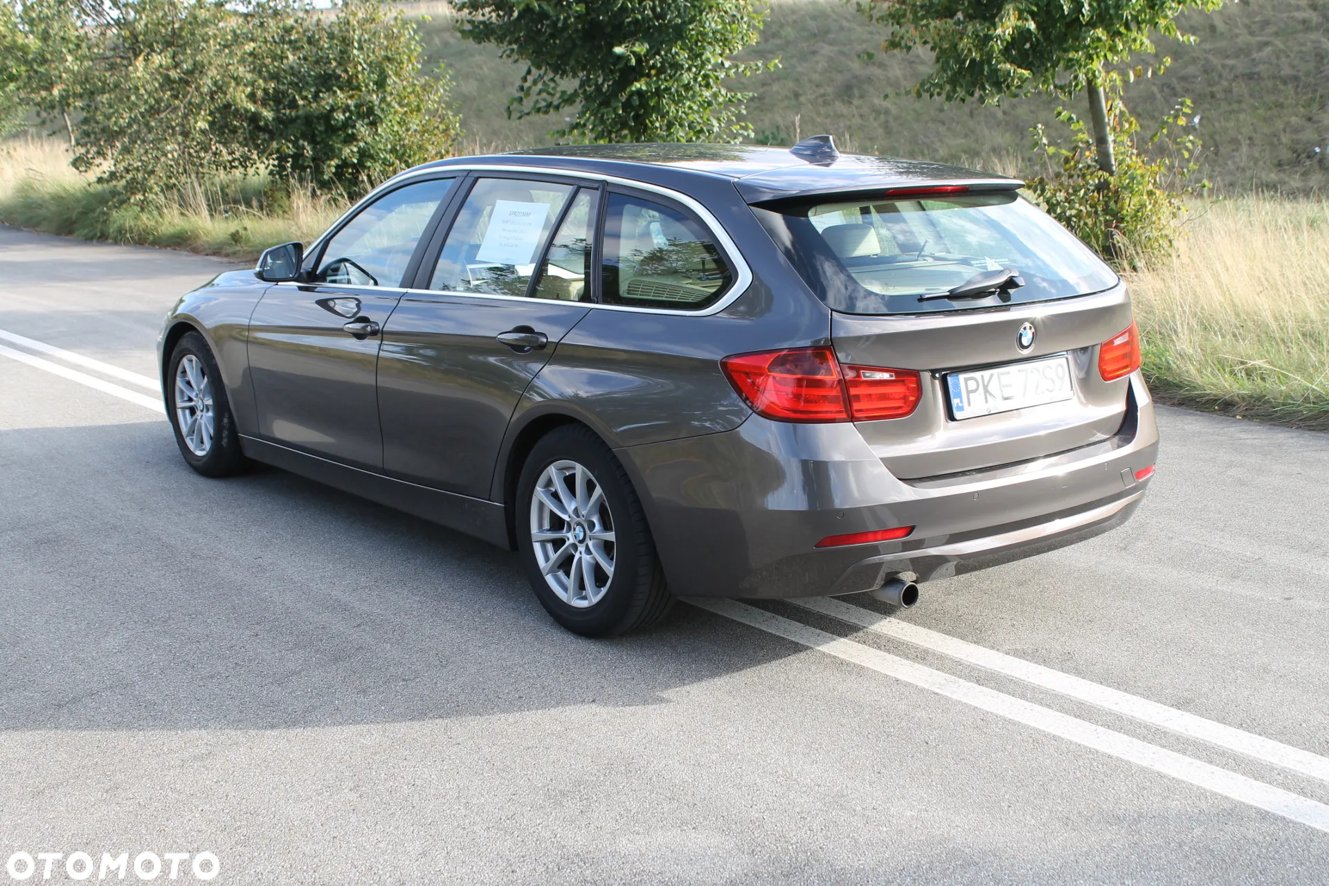 BMW Seria 3 320d DPF Touring Efficient Dynamics Edition - 3