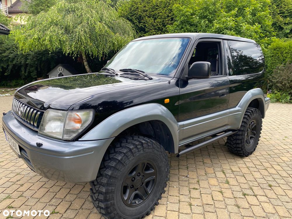 Toyota Land Cruiser - 33