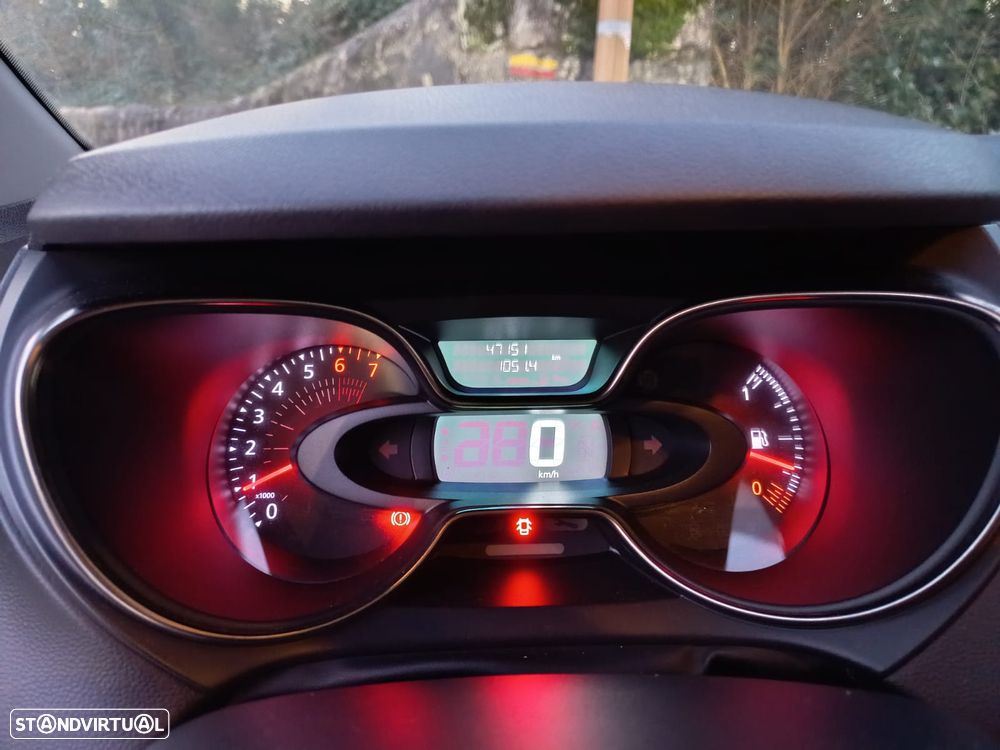 Renault Captur 0.9 TCE - 11