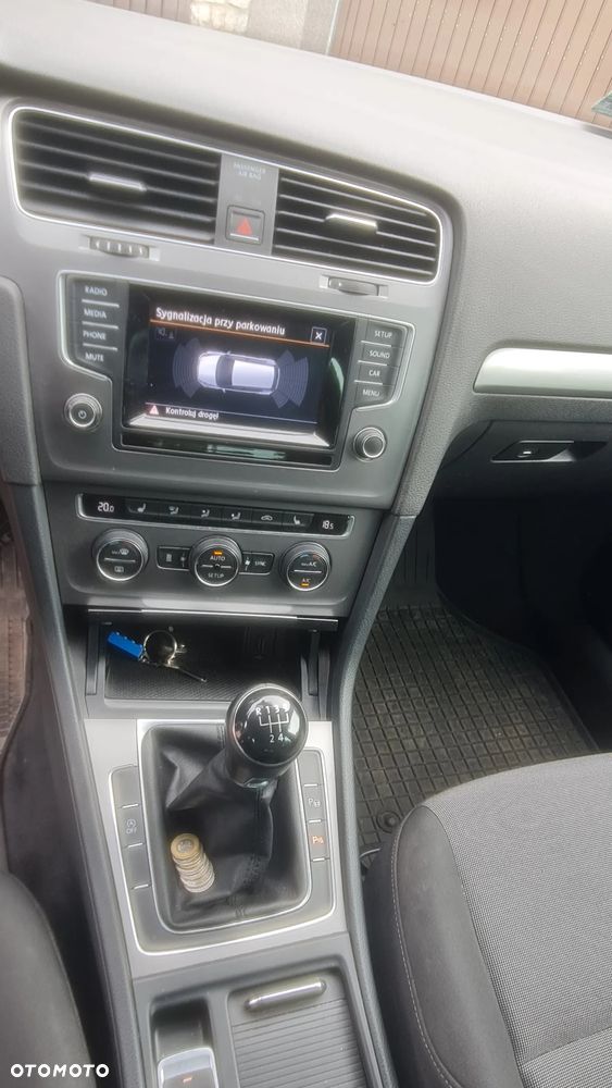 Volkswagen Golf 1.6 TDI BMT Trendline - 3