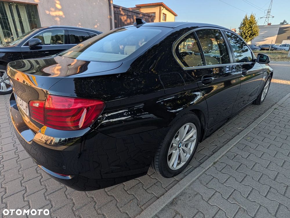 BMW Seria 5 520d - 8
