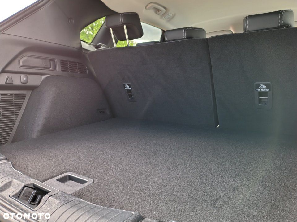 Ford Kuga - 24
