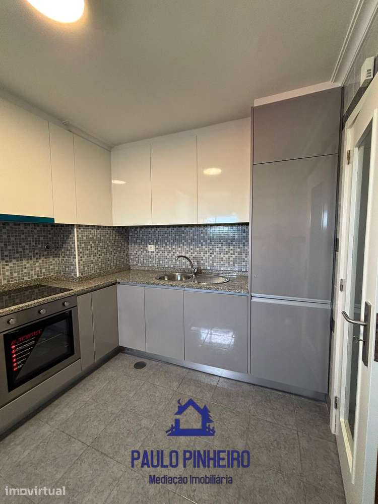 Apartamento T2 Totalmente Remodelado | Rio Tinto - Grande imagem: 5/24