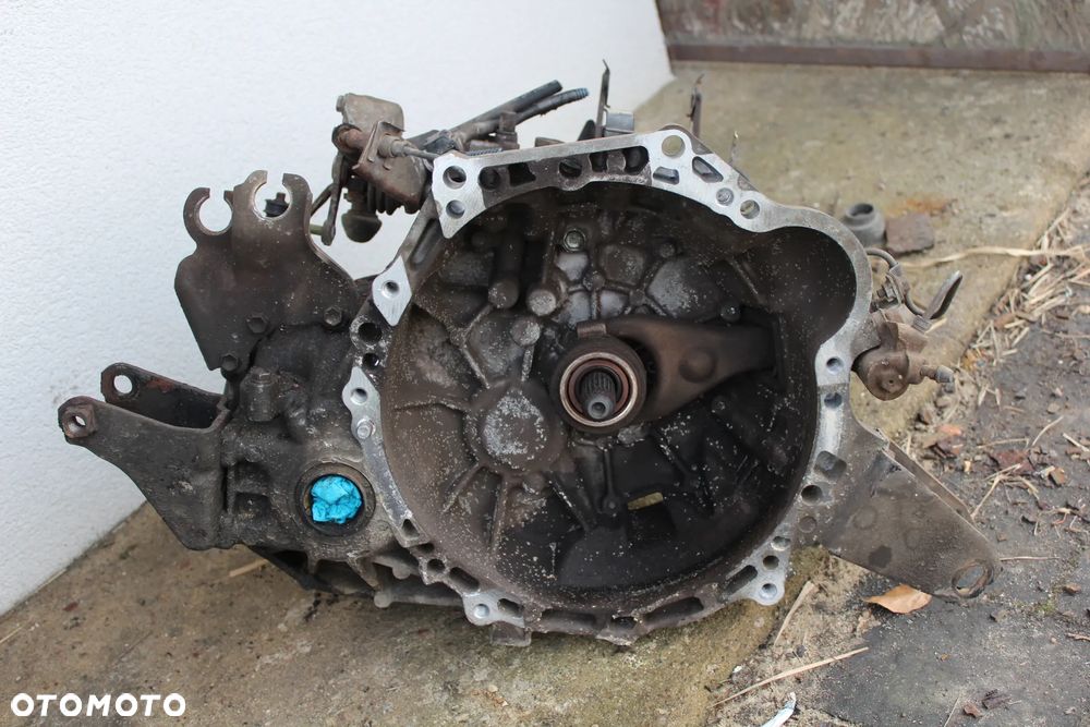 SKRZYNIA BIEGÓW COROLLA E12 1.6 3ZZ - 2