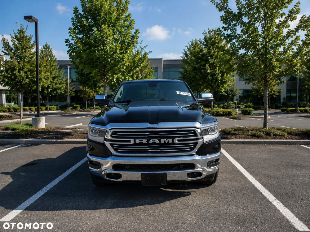 RAM 1500 5.7 Crew Cab Laramie - 2