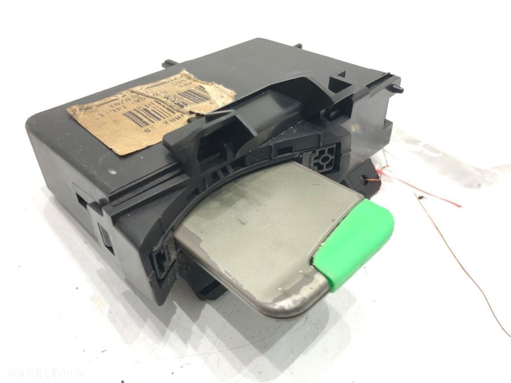 STACYJKA CZYTNIK KART - 148.00 PLN - RENAULT ESPACE IV (JK0/1_) 2002 - 2022 2.2 dCi (JK0H) 110 kW - 1