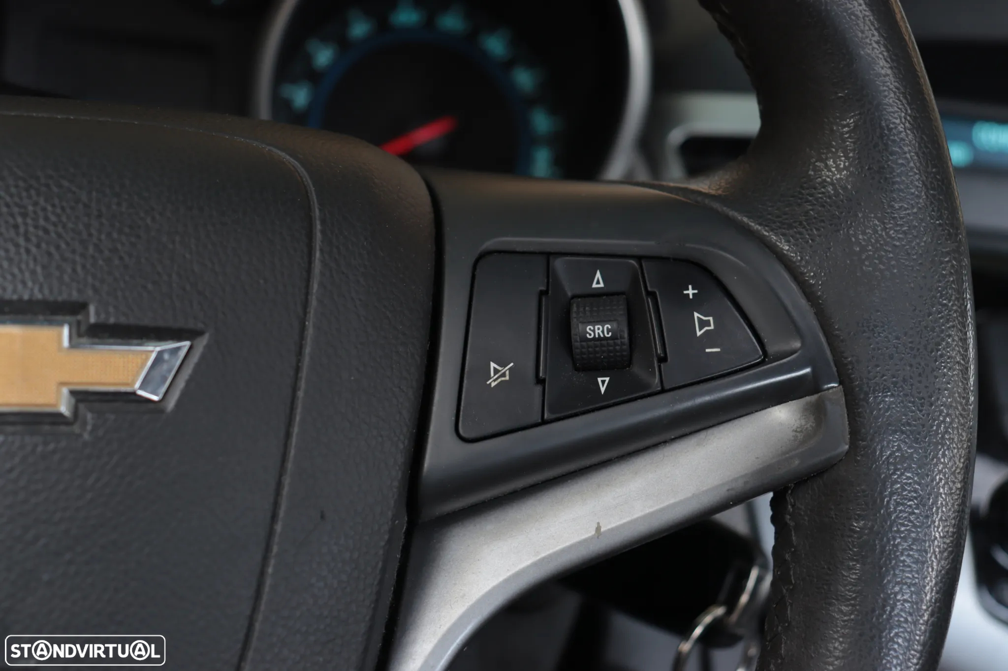 Chevrolet Cruze 1.6 LS - 18