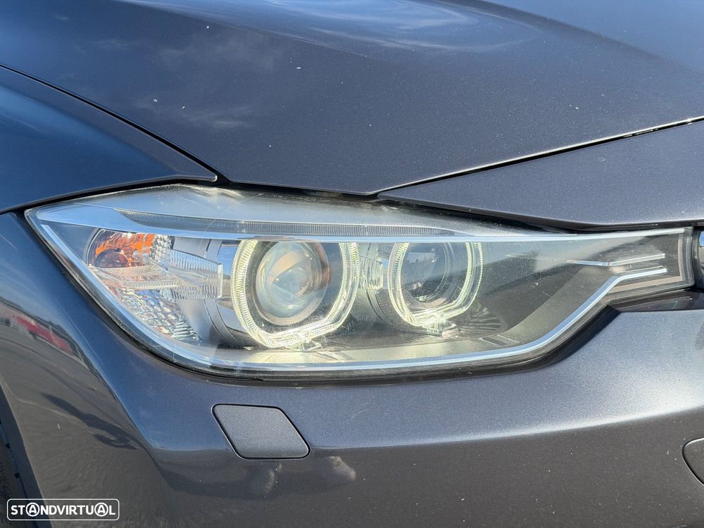 BMW 320 d Auto Line Sport - 15