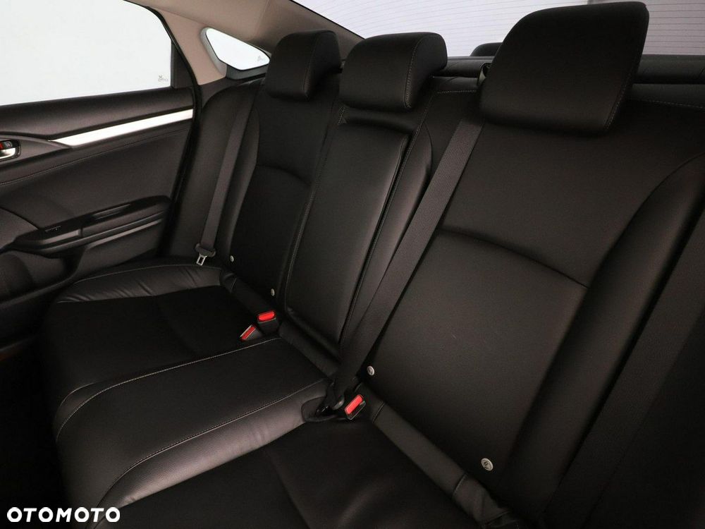 Honda Civic 1.5 i-VTEC Turbo CVT Prestige - 17