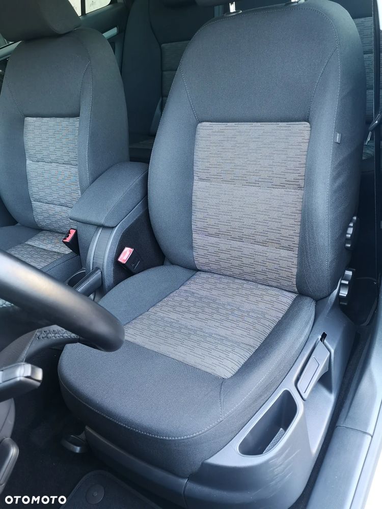 Skoda Octavia 1.2 TSI Ambiente - 25