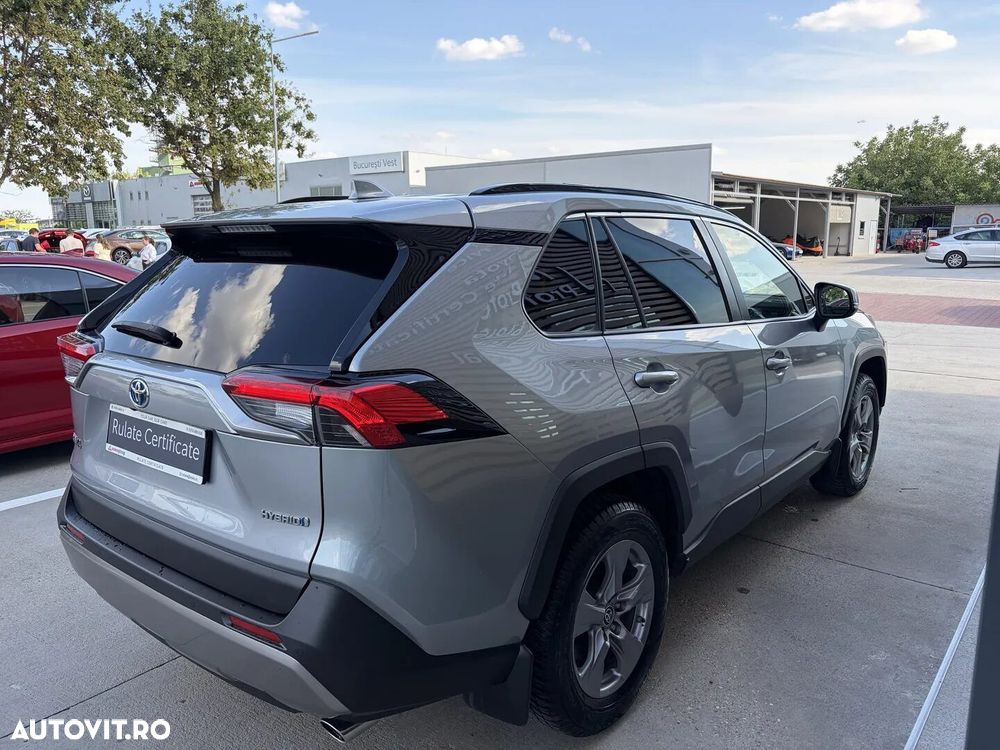 Toyota RAV4 - 7