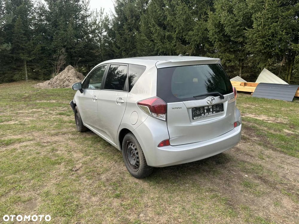 Toyota Verso S 1.33 VVT-i Comfort - 1