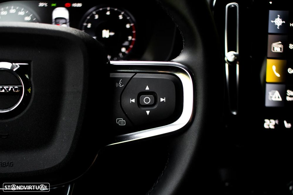 Volvo XC 40 T3 Momentum - 13