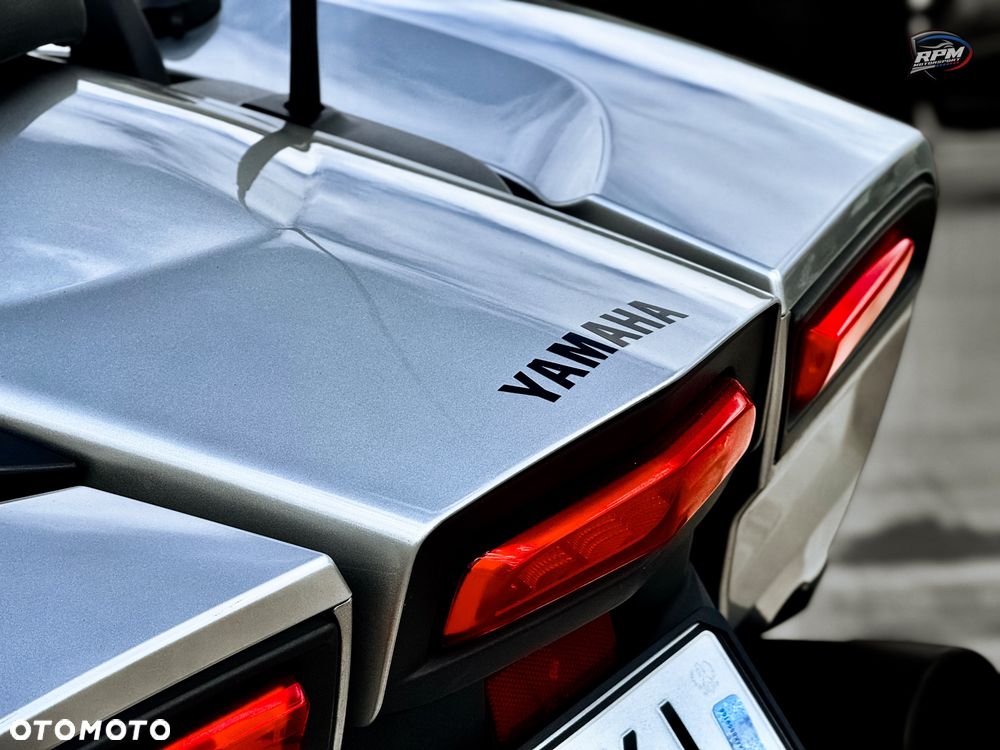 Yamaha XV - 9