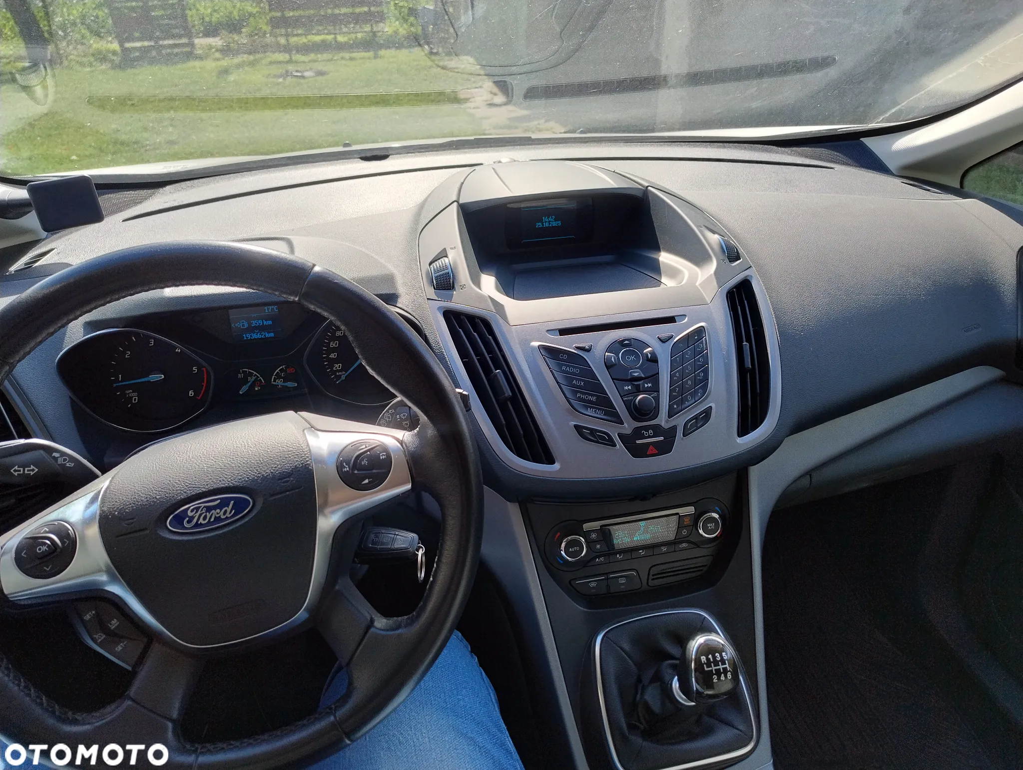 Ford Grand C-MAX - 10