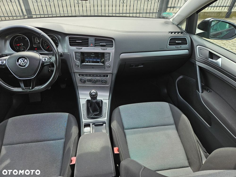 Volkswagen Golf 1.6 TDI BlueMotion Technology Comfortline - 11