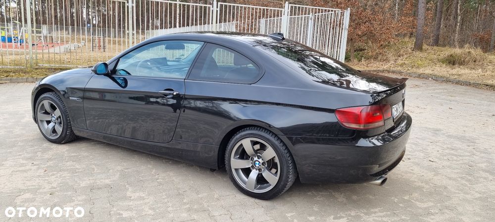 BMW Seria 3 - 16