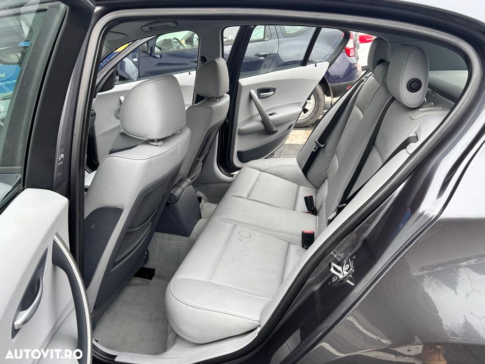 BMW Seria 1 120d DPF - 18