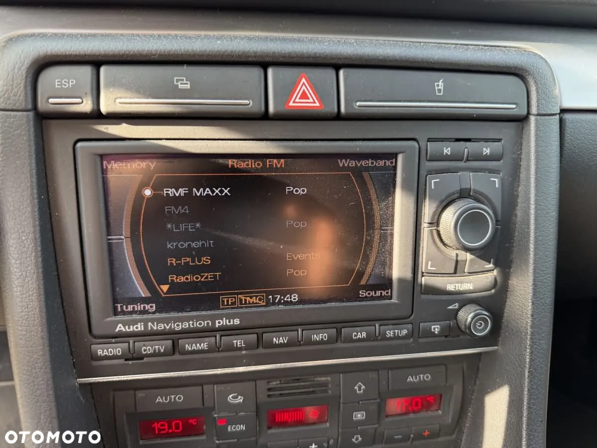 Audi A4 Avant 2.0 TDI DPF Quattro - 24