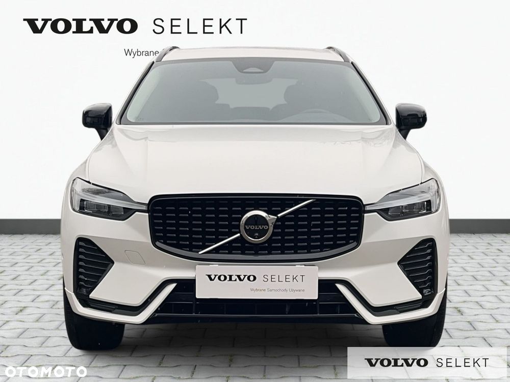 Volvo XC 60 B5 B AWD Plus Dark - 3