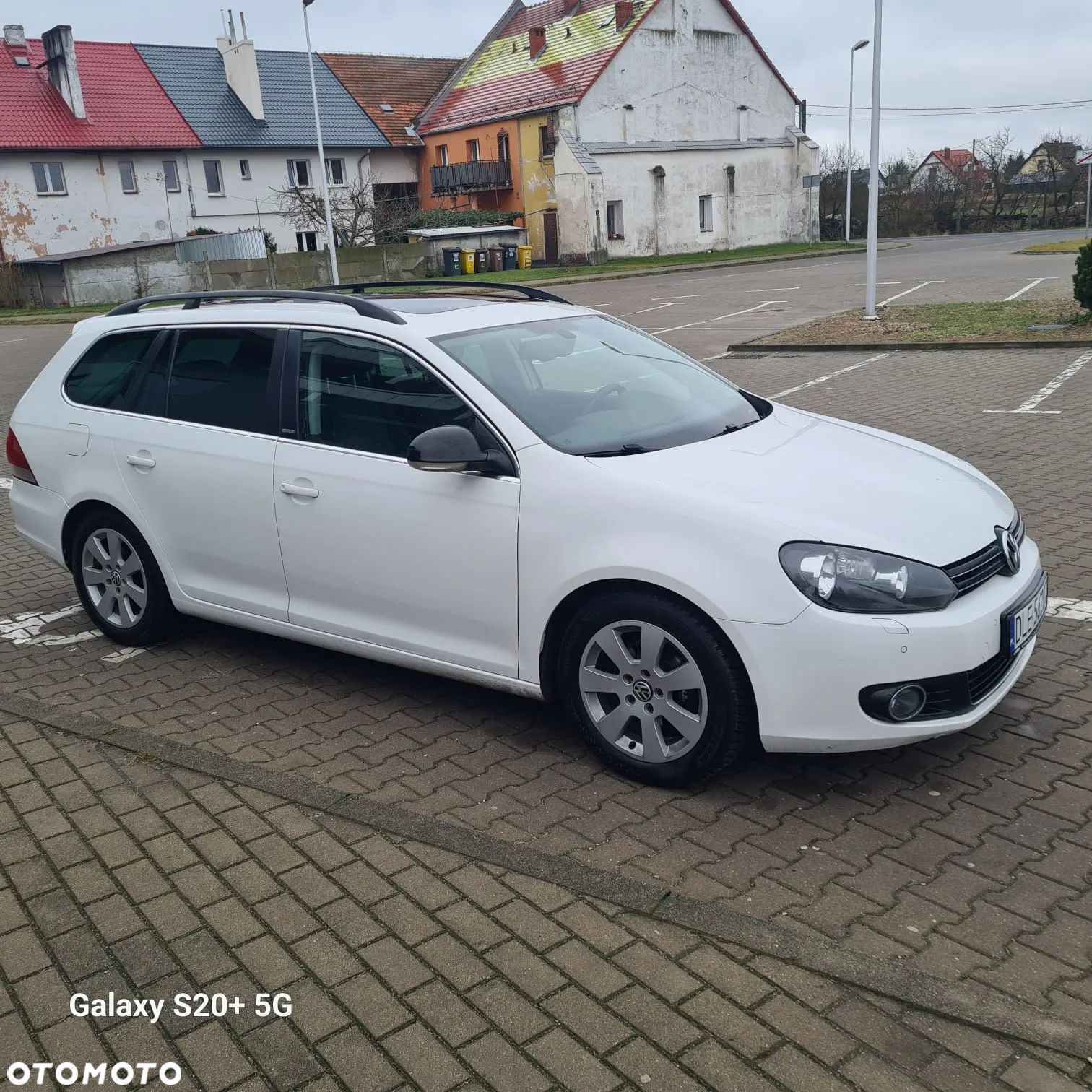 Volkswagen Golf 1.6 TDI DPF BlueMotion Technology MATCH - 1