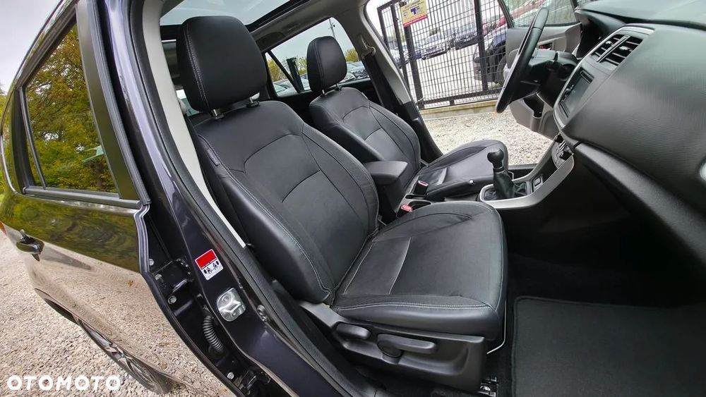 Suzuki SX4 S-Cross 1.6 Premium Plus - 30