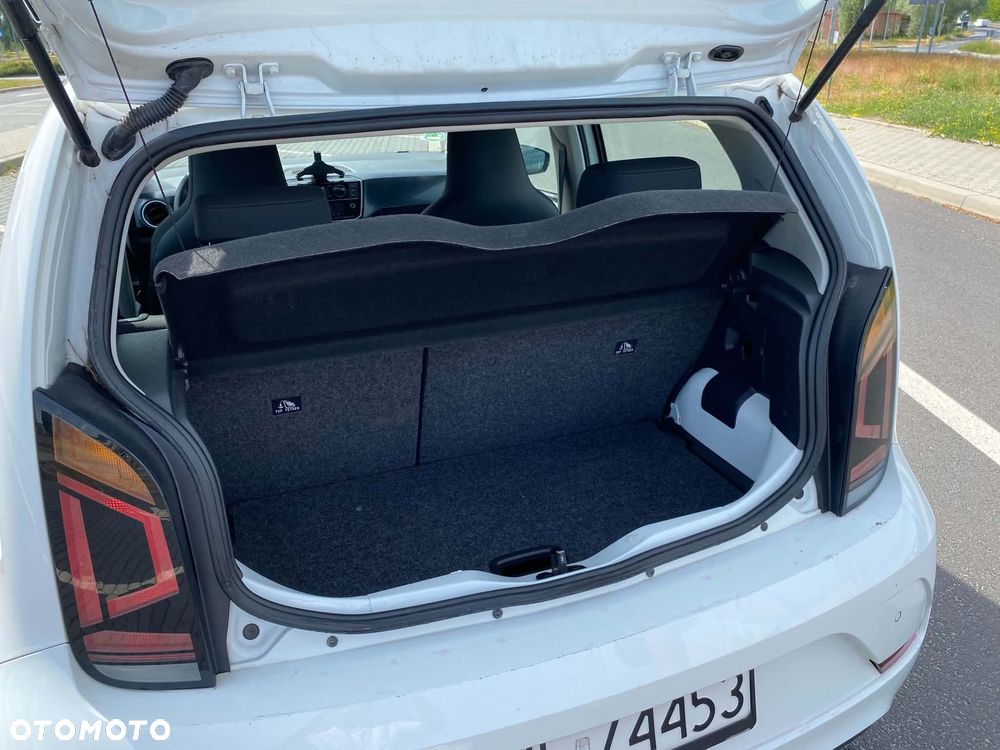 Volkswagen up! 1.0 United - 8