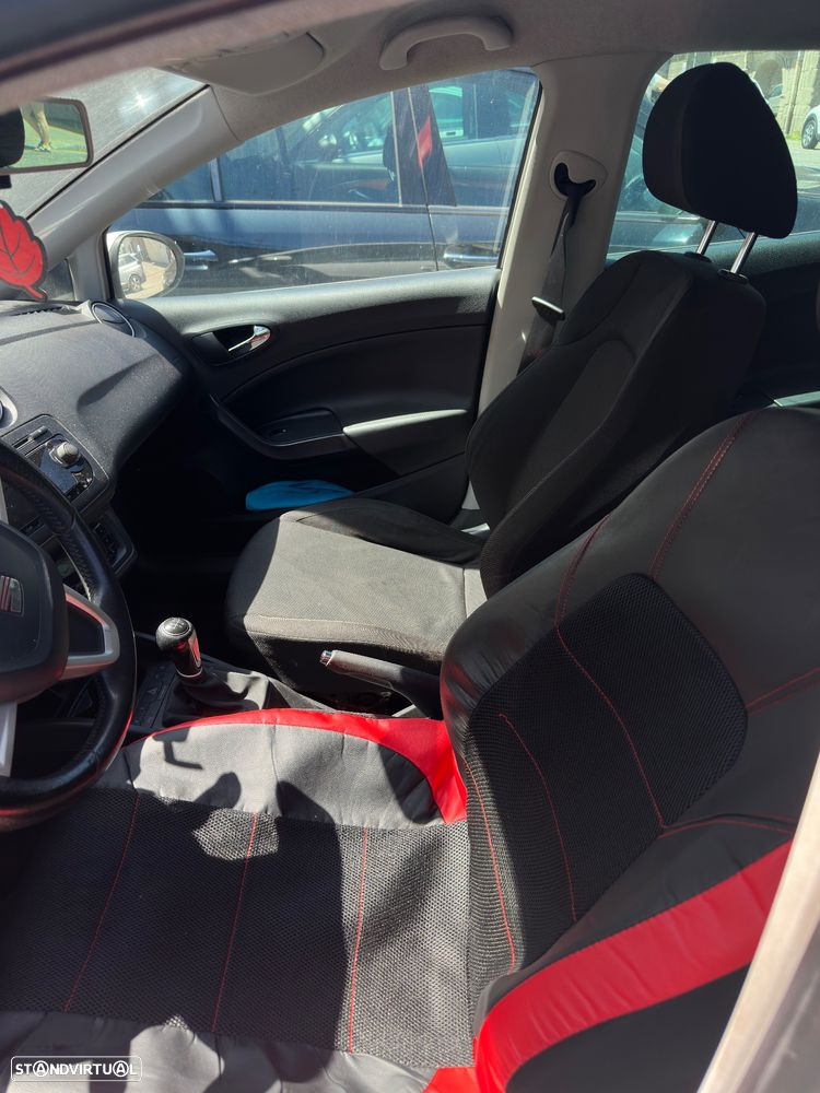 SEAT Ibiza 1.6 TDI 25 Anos DPF - 5