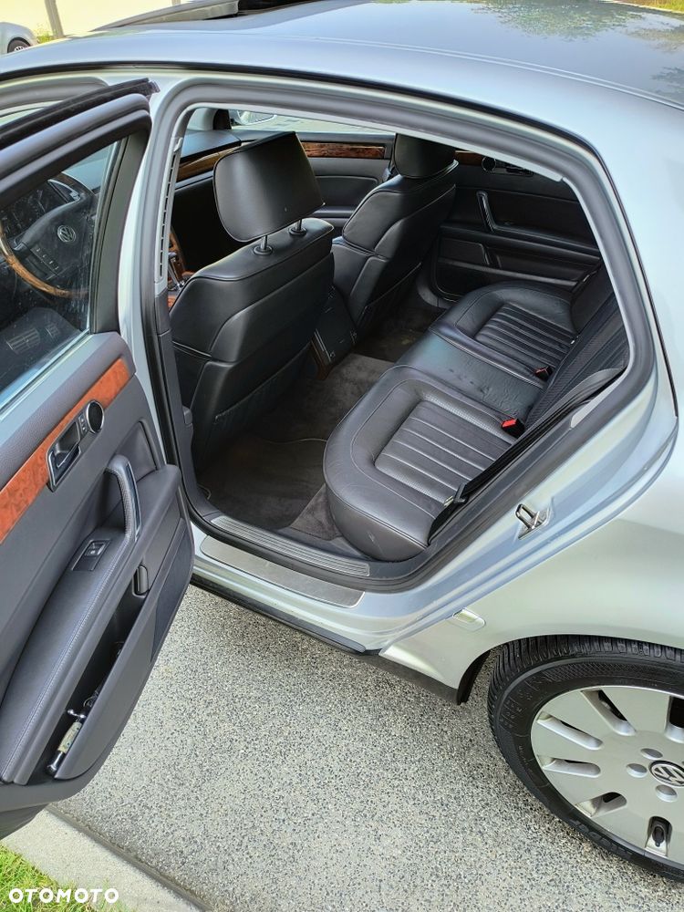 Volkswagen Phaeton - 7