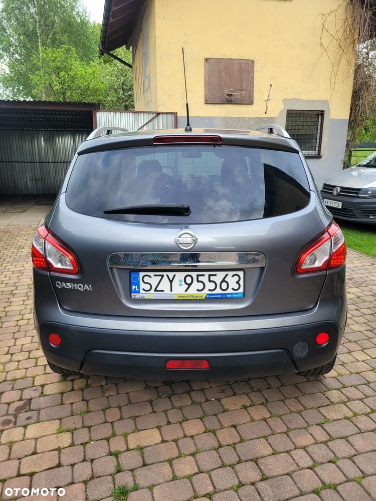 Nissan Qashqai 2.0 4x4 Tekna - 5