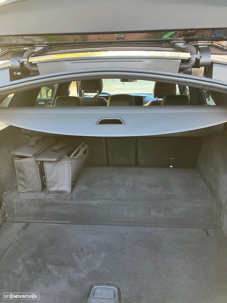 Mercedes-Benz E 300 de 9G-TRONIC - 17