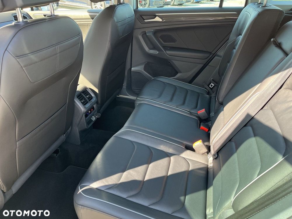 Volkswagen Tiguan 2.0 TSI 4Mot Elegance DSG - 17