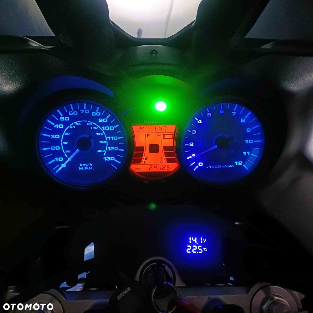 Suzuki DL - 12