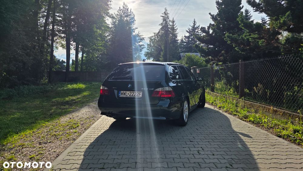 BMW Seria 5 525xd - 36
