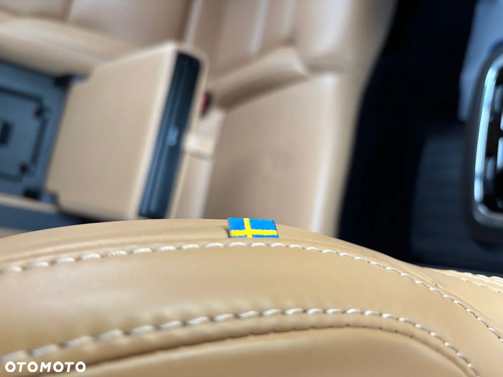 Volvo XC 60 B4 D AWD Geartronic Inscription - 11