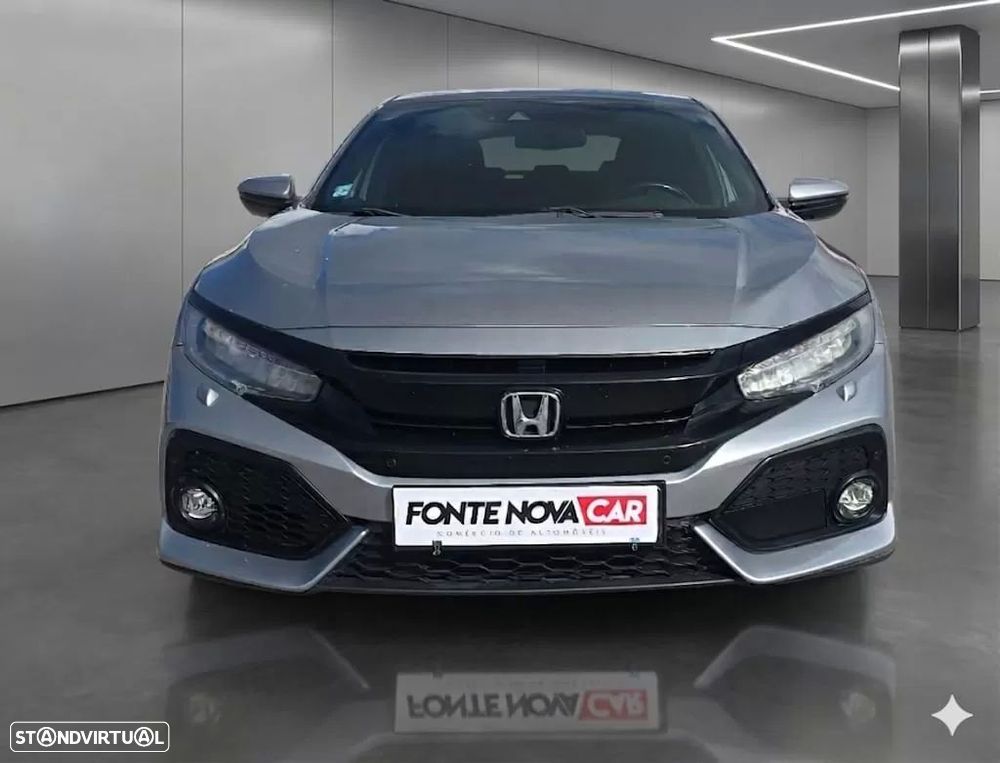Honda Civic 1.0 i-VTEC Executive - 28