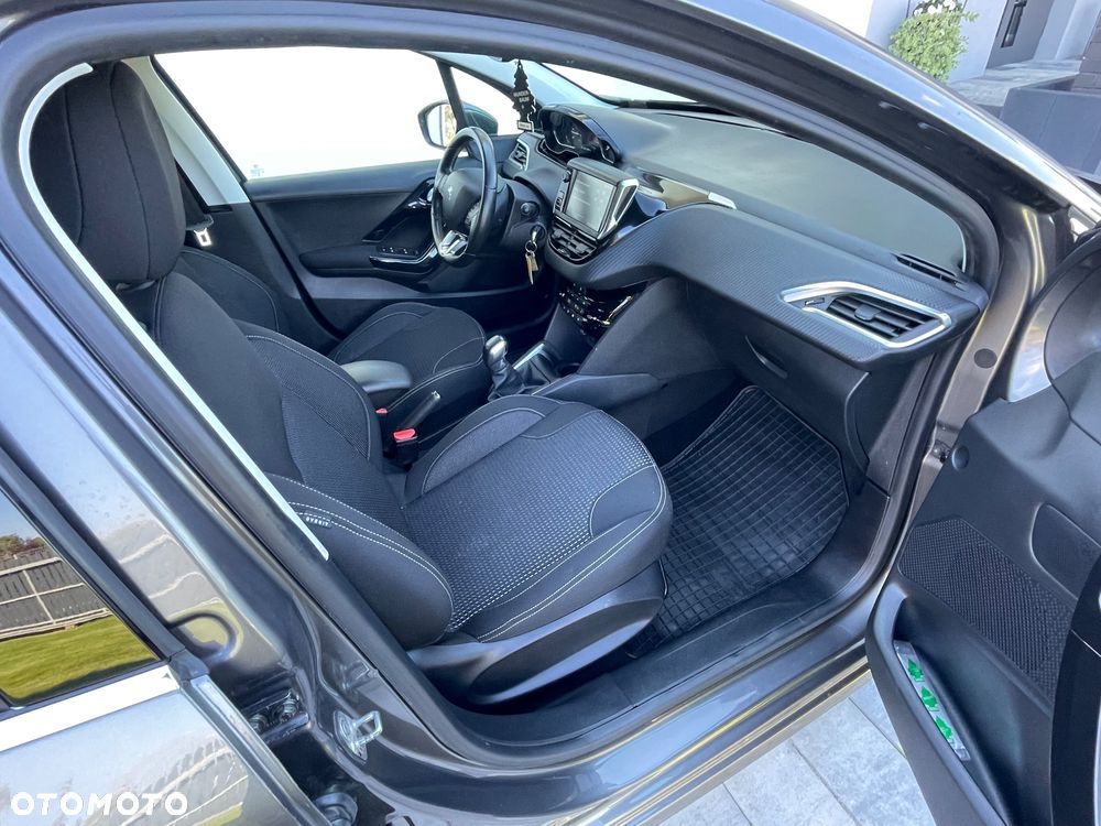 Peugeot 208 PureTech 110 Stop & Start Tech Edition - 19