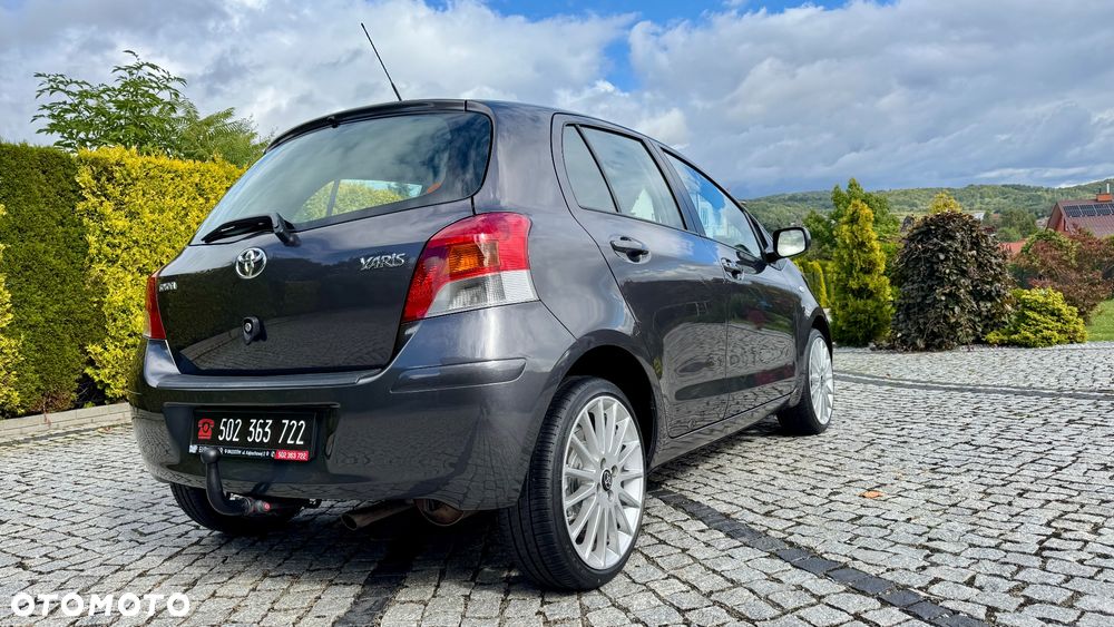 Toyota Yaris 1.33 Luna - 23