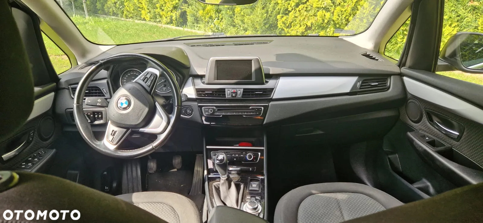 BMW Seria 2 216d - 5