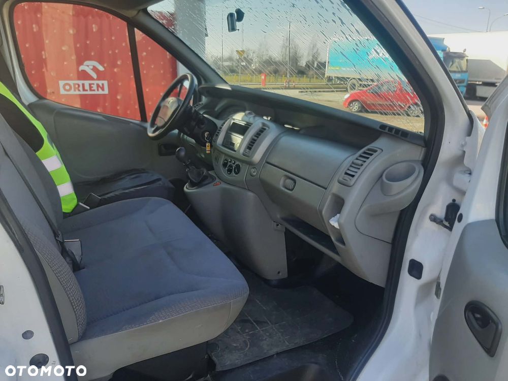 Renault Trafic Passenger Expression - 9