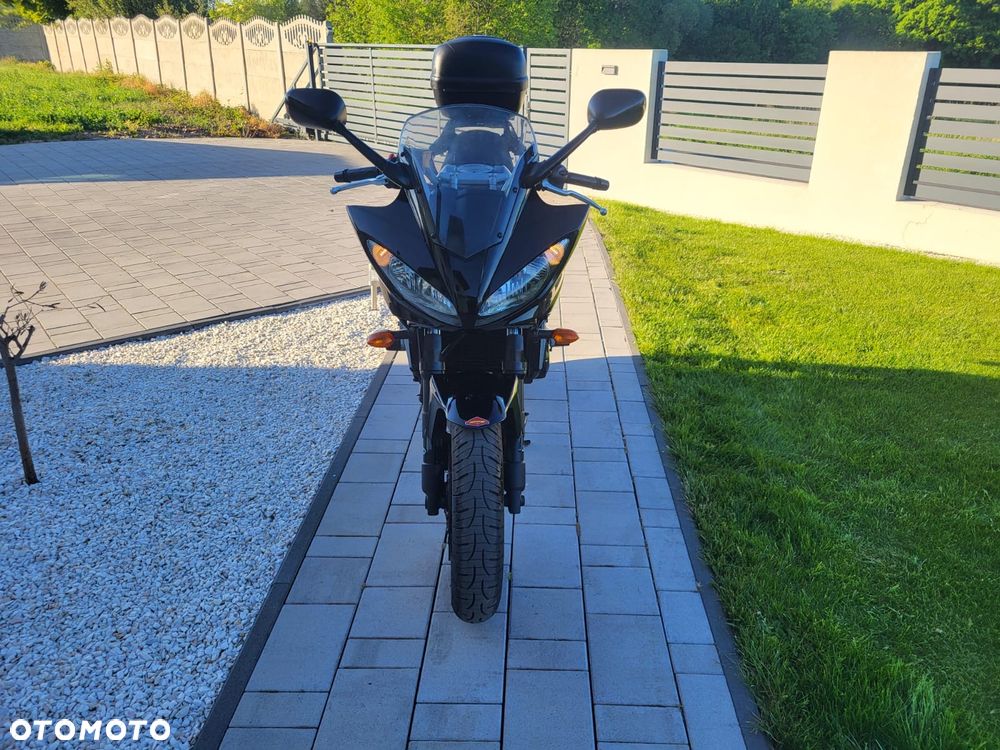 Yamaha FZ6 - 10