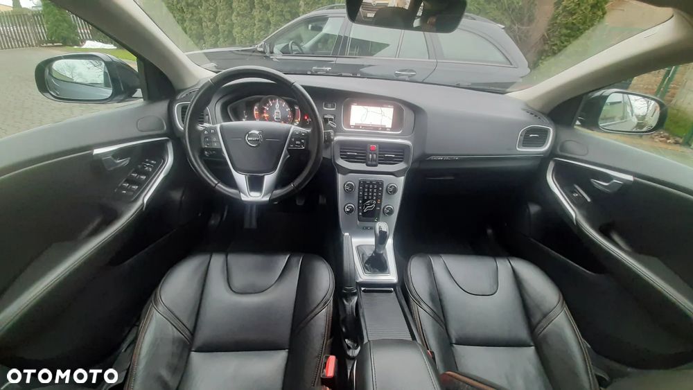 Volvo V40 Cross Country T3 - 18