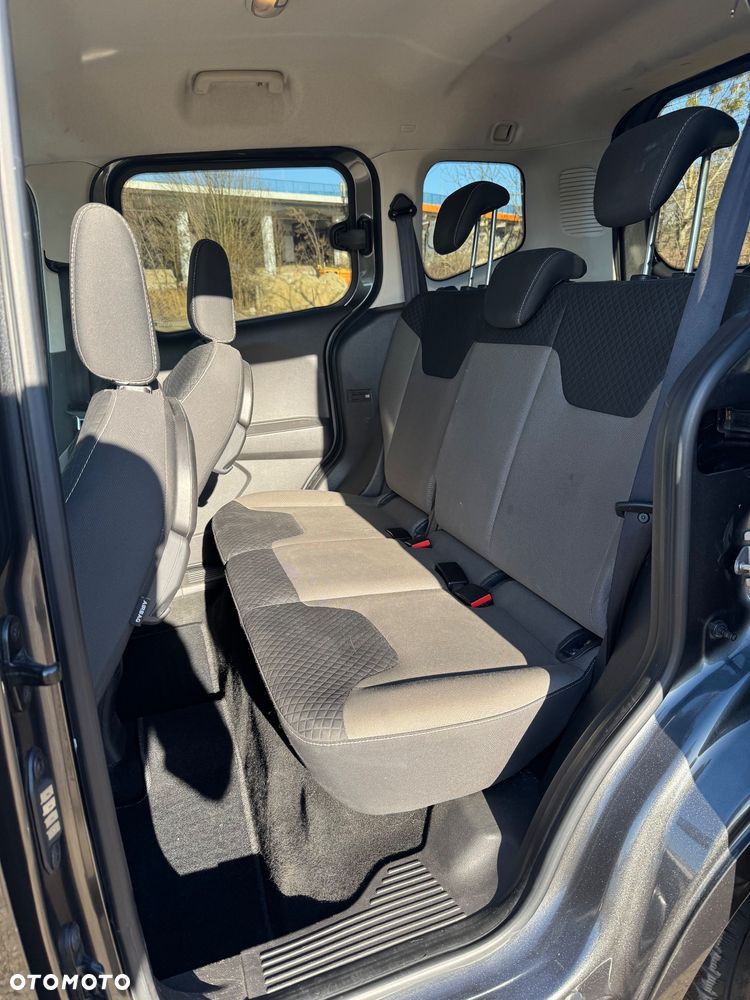 Ford Tourneo Courier 1.5 TDCi Trend - 11