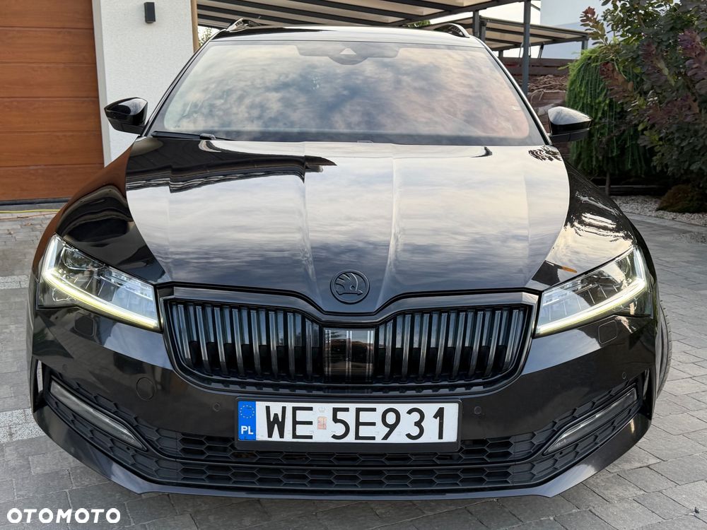 Skoda Superb 2.0 TDI SCR Sportline DSG - 2