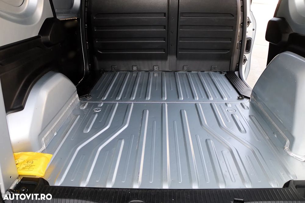 Renault Kangoo BLUE dCi 115 LIMITED - 13